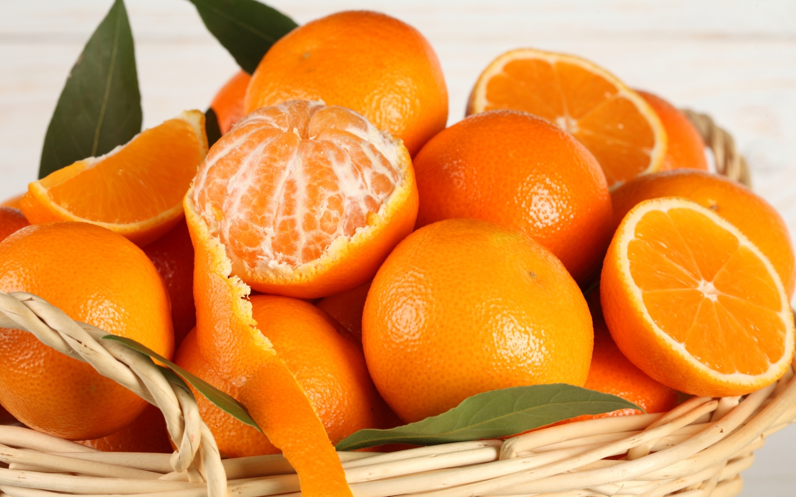 OO Fresh Valencia Oranges - Image 1